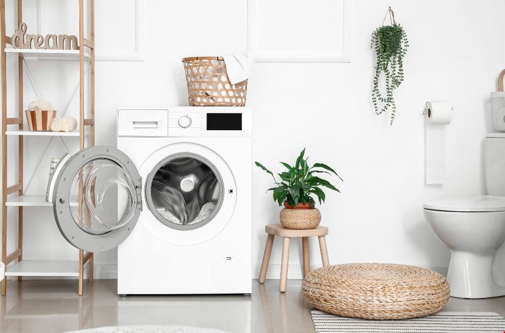 Vuile kleding? Stop ze in de tweedehands wasmachine! Vuile kleding? Stop ze in de tweedehands wasmachine!